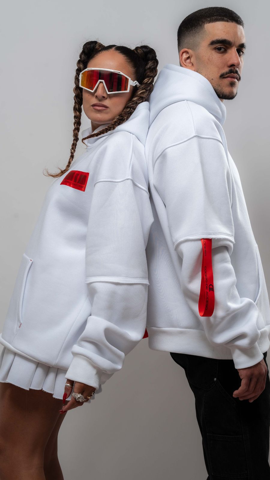 Laceback קפוצ'ון לבן