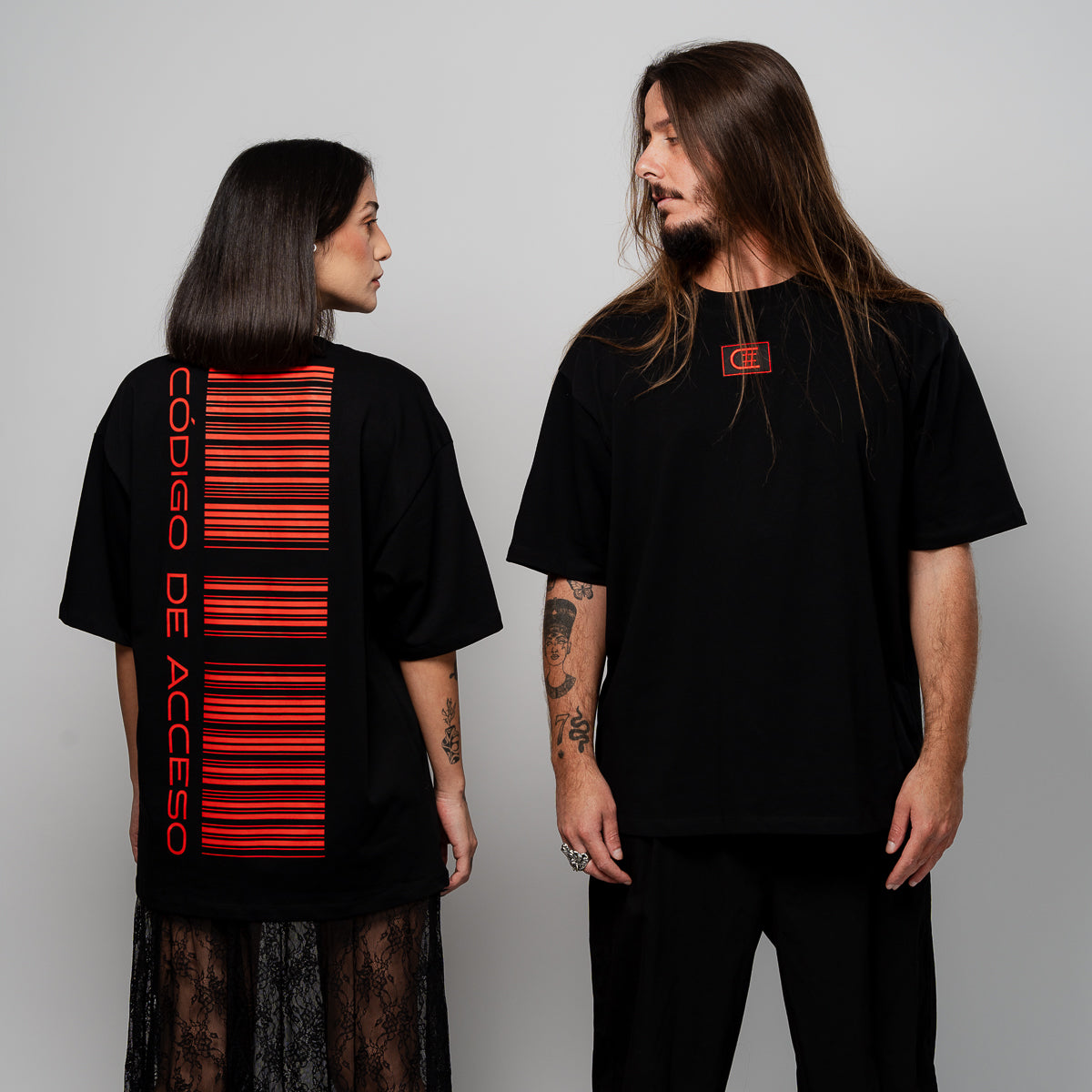 חולצת אוברסייז דואט שחורה