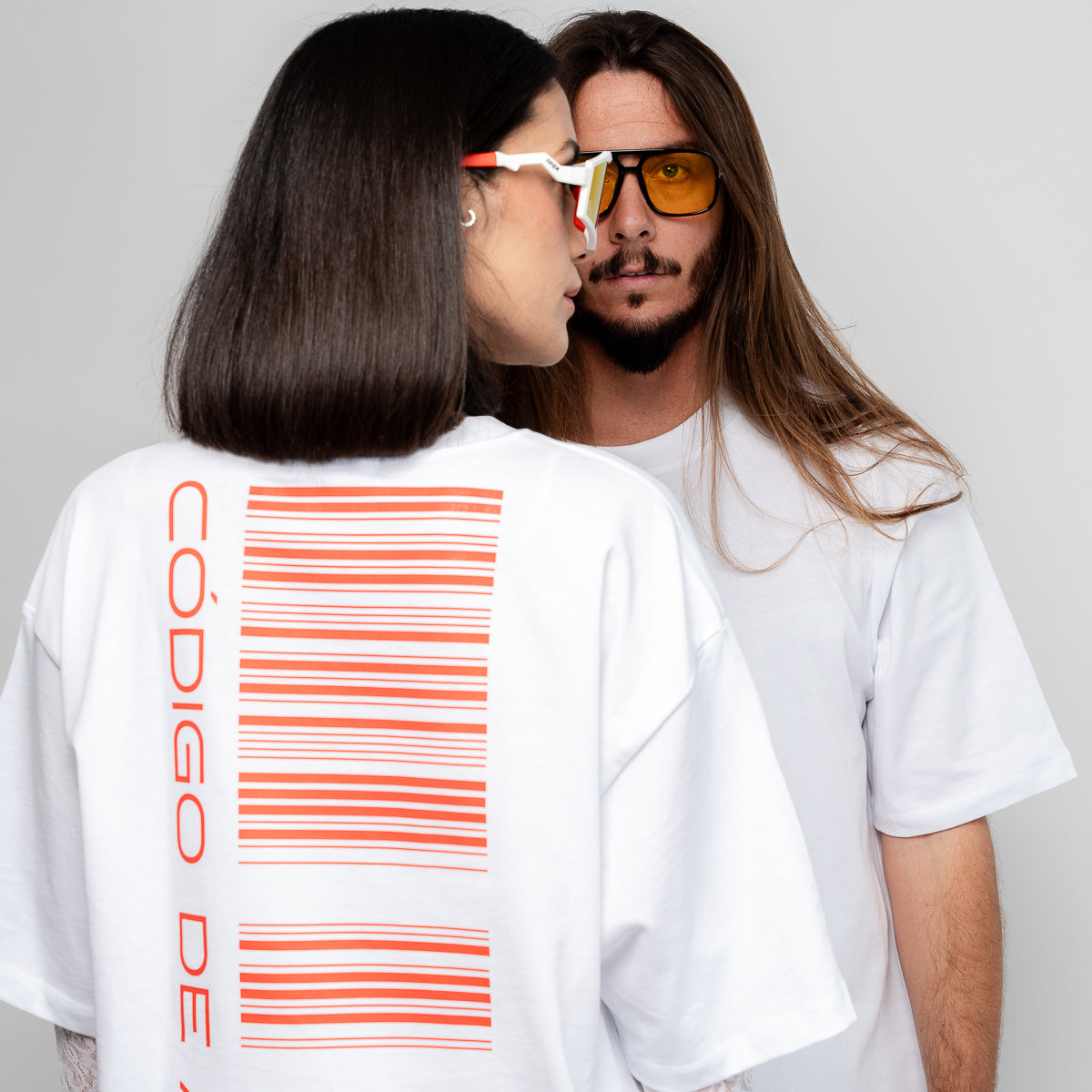 חולצת אוברסייז דואט לבנה