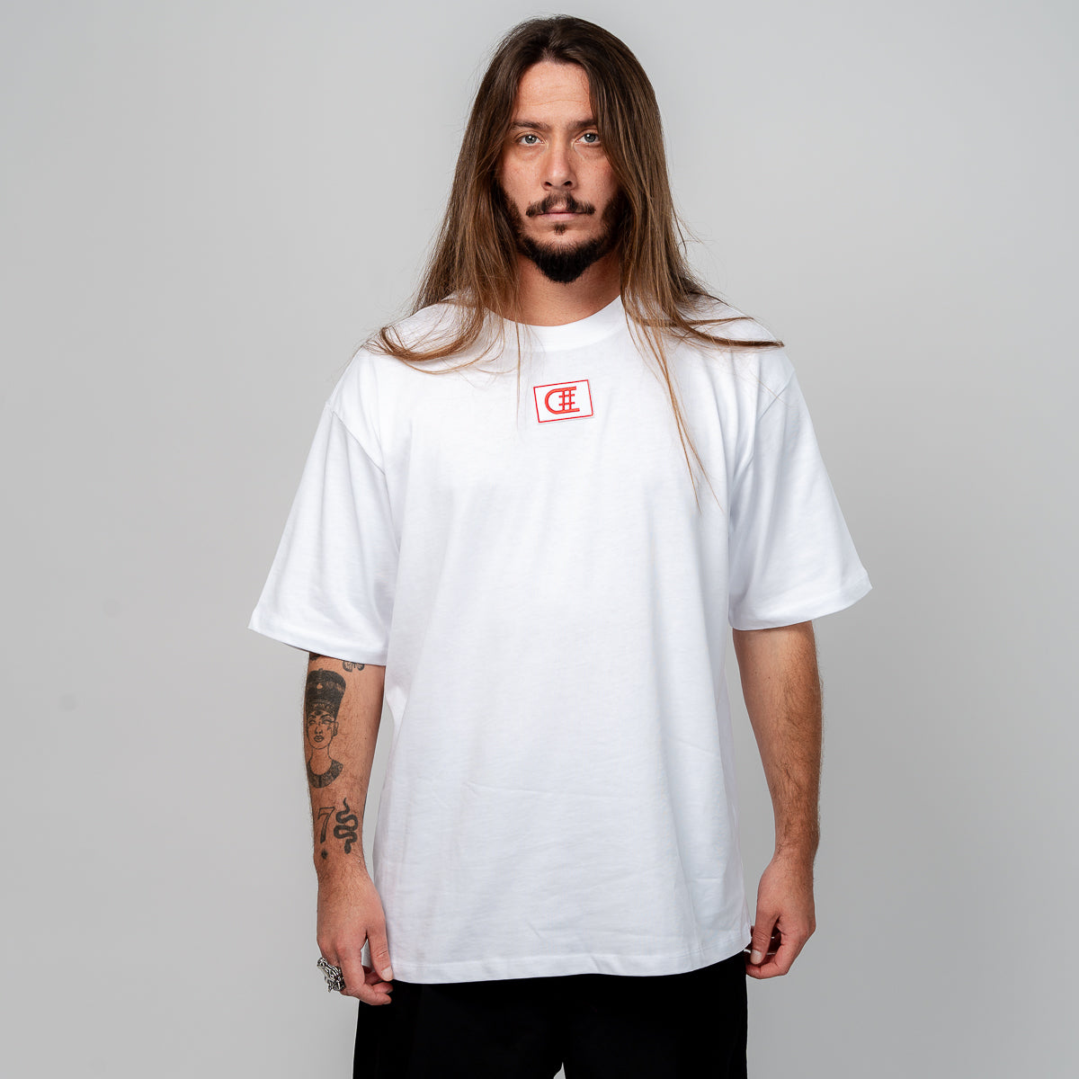 חולצת אוברסייז דואט לבנה