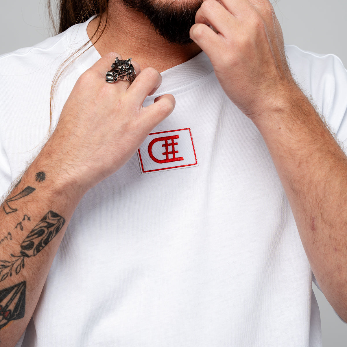 חולצת אוברסייז דואט לבנה