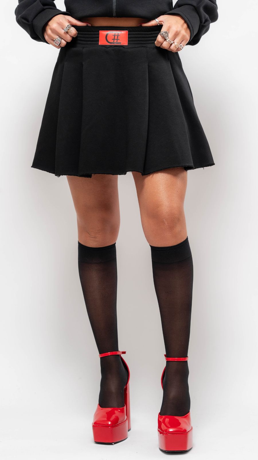 חצאית שחורה Skirpatch