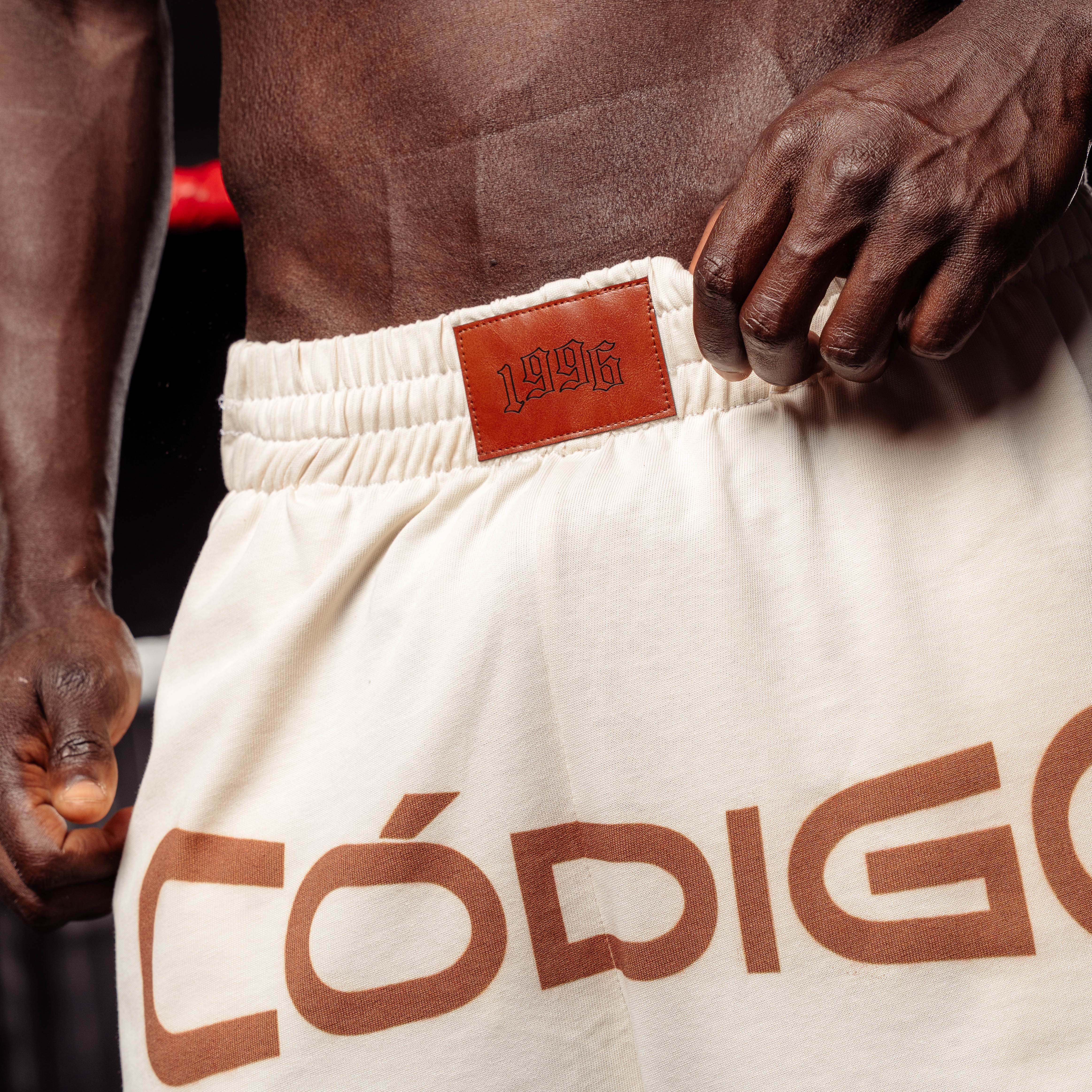 CO’DIGO 1996 SHORTS Cream